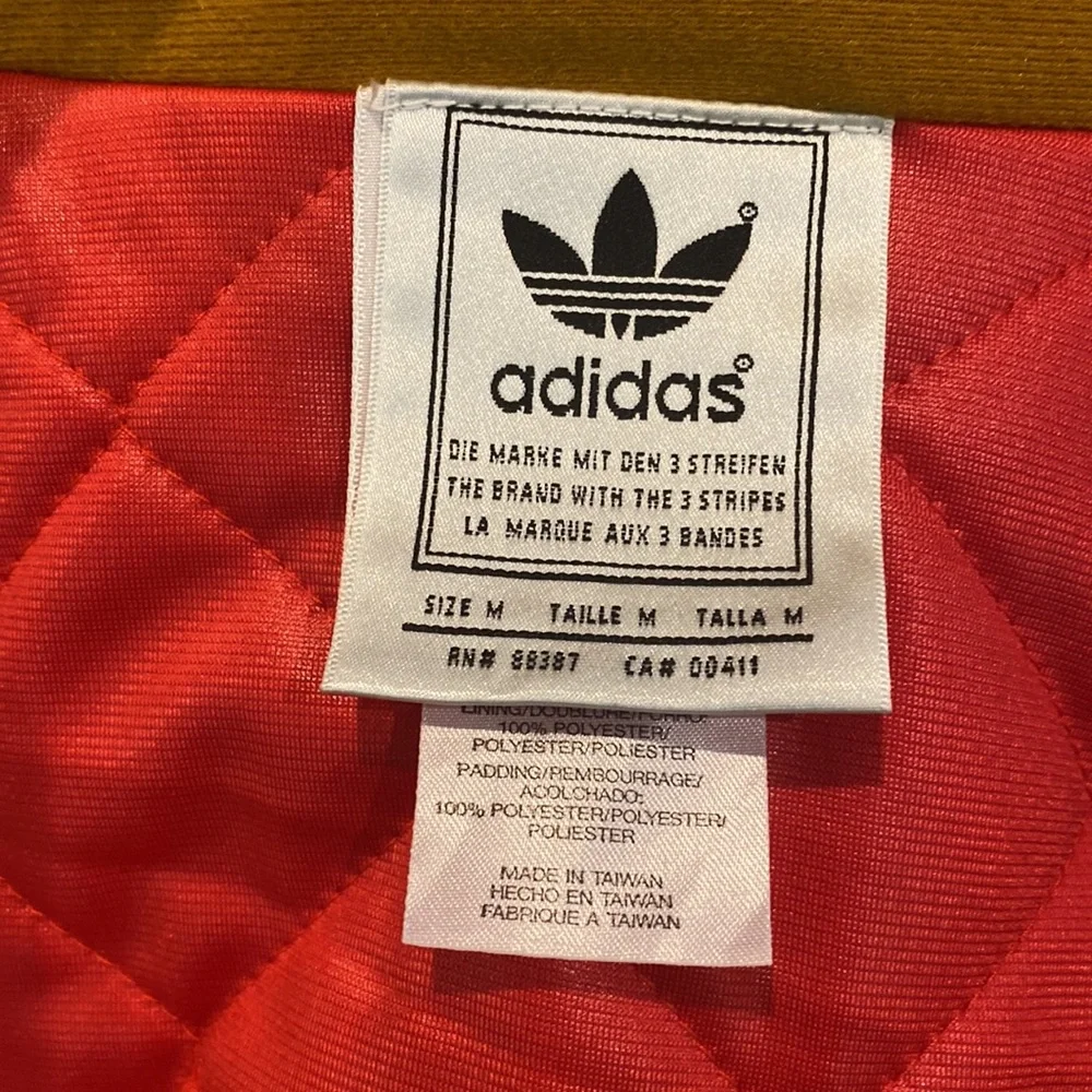 Vintage Unisex Adidas full zip winter puffer coat insulated winter rare